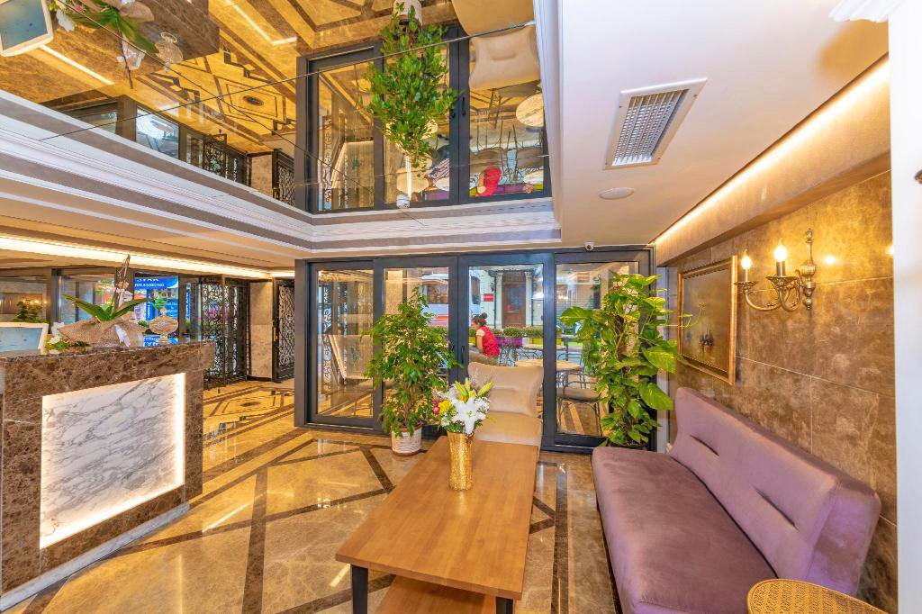 cheap resort hotels to Spend holiday with family