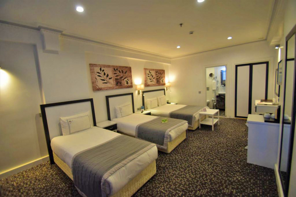 cheap resort hotels to Spend holiday with family