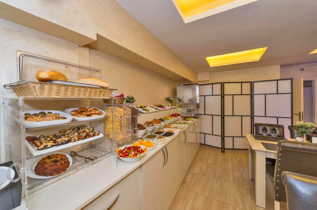 cheap resort hotels to Spend holiday with family