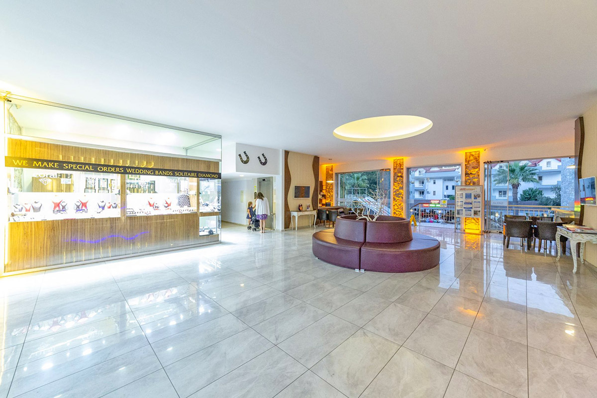 cheap resort hotels to Spend holiday with family