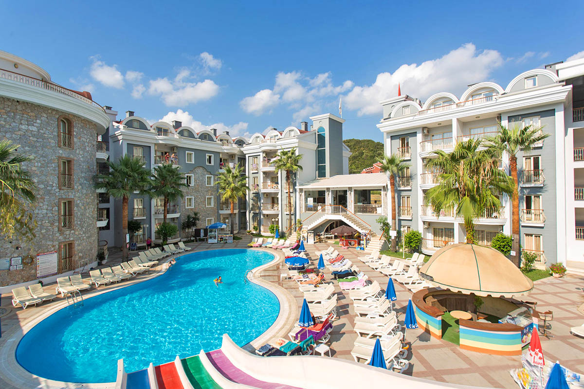 cheap resort hotels to Spend holiday with family