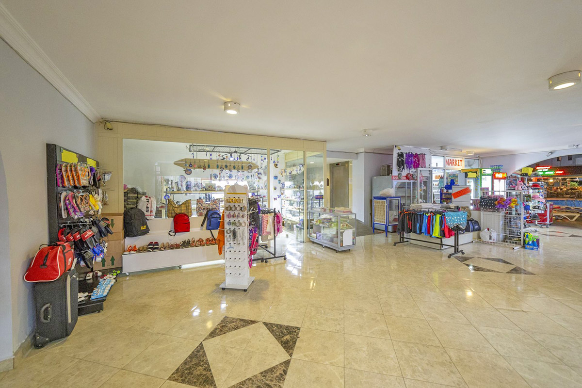 cheap resort hotels to Spend holiday with family