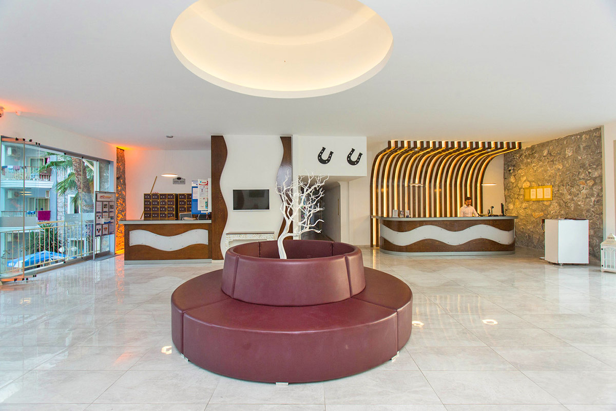 cheap resort hotels to Spend holiday with family