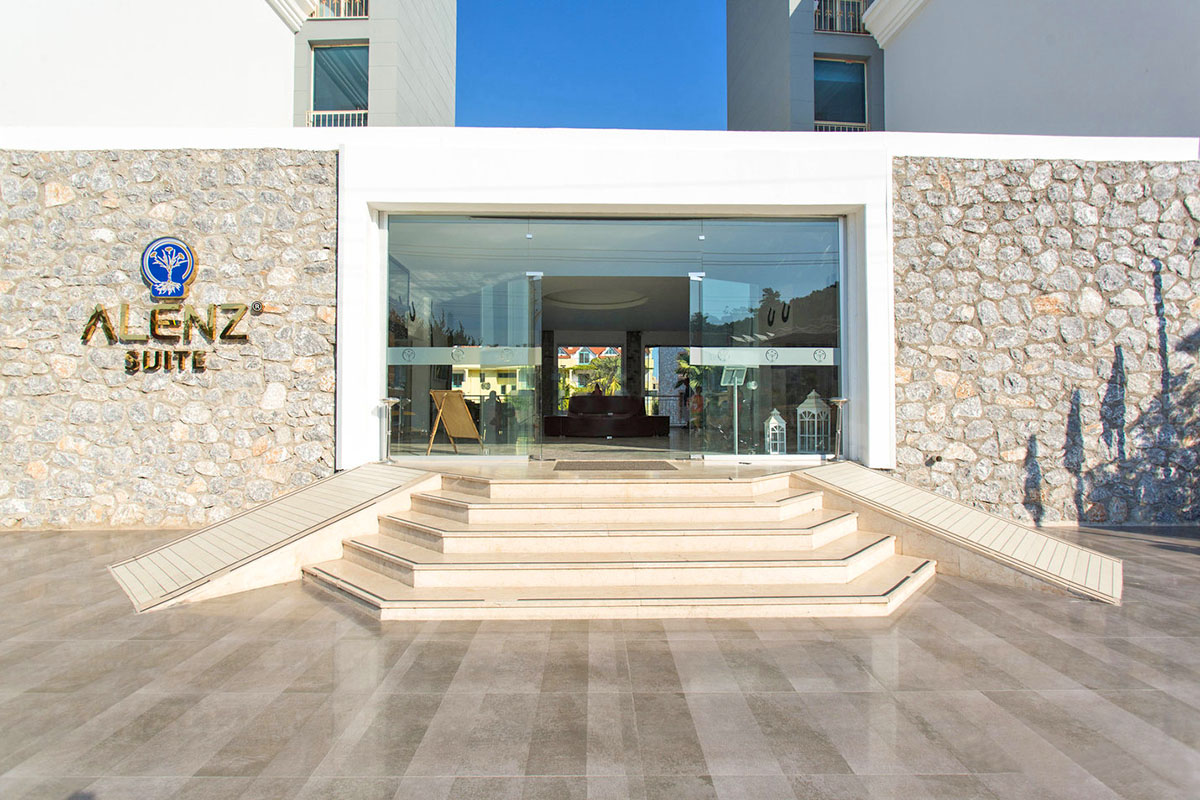 cheap resort hotels to Spend holiday with family