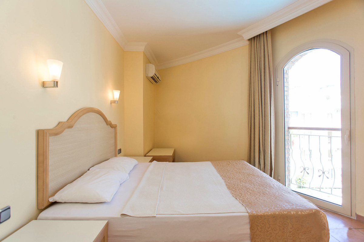 cheap resort hotels to Spend holiday with family