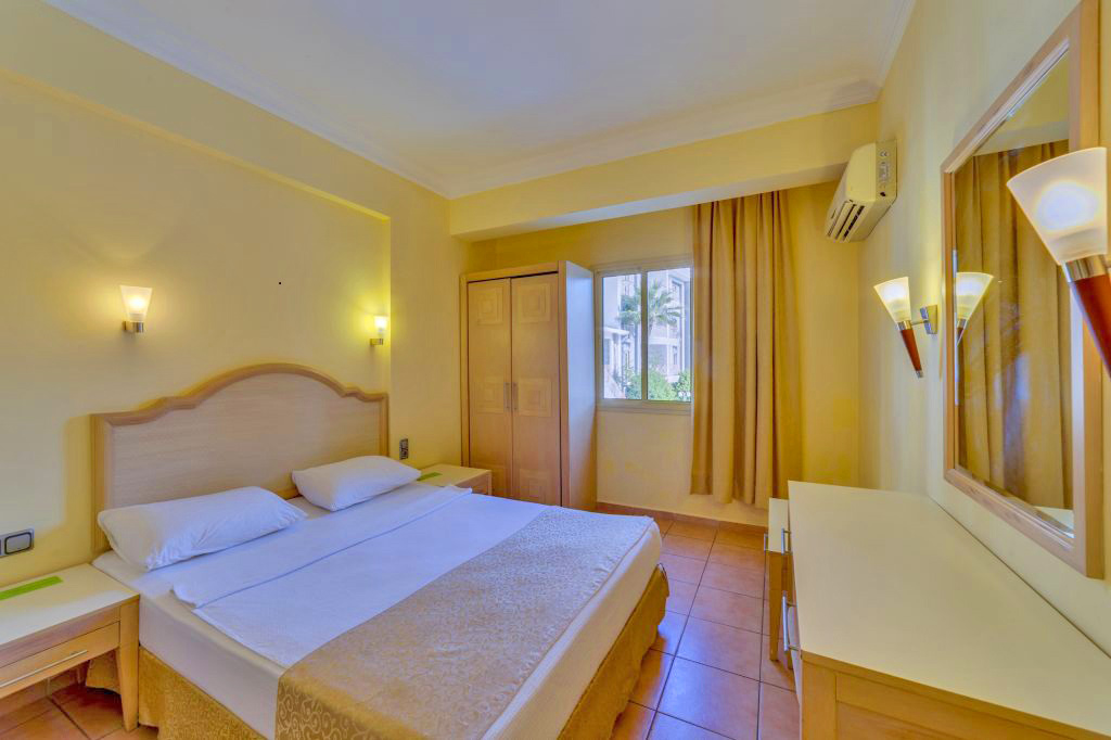 cheap resort hotels to Spend holiday with family