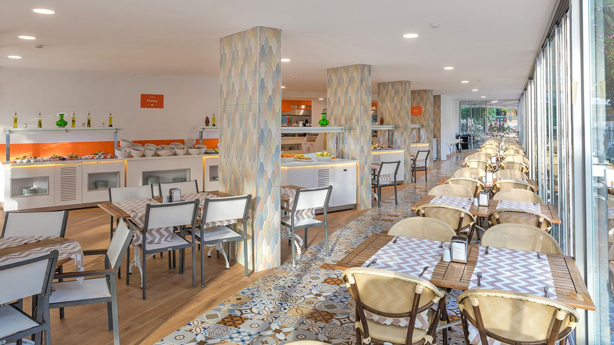 cheap resort hotels to Spend holiday with family