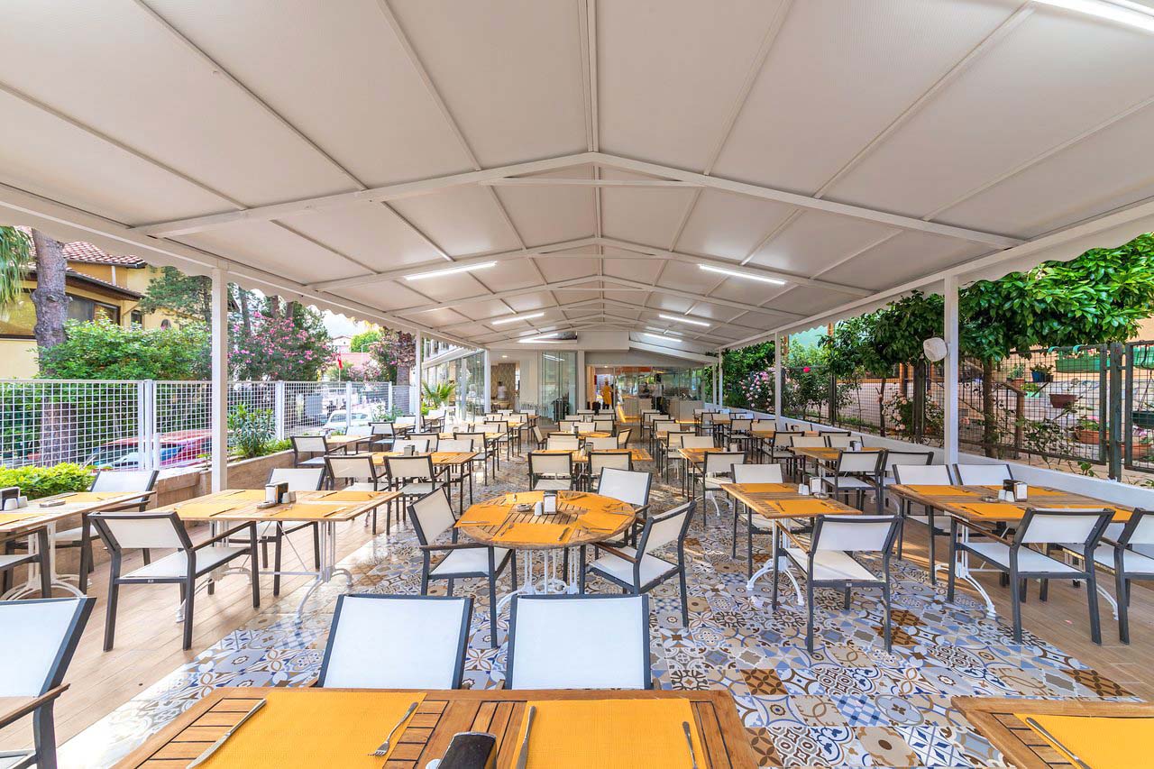 cheap resort hotels to Spend holiday with family