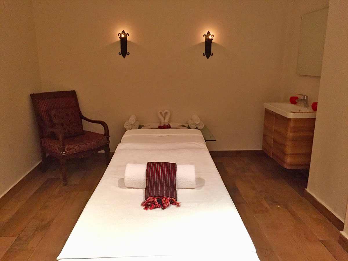 cheap resort hotels to Spend holiday with family