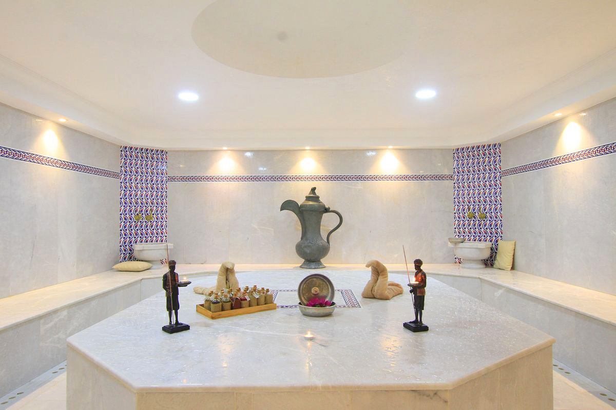 cheap resort hotels to Spend holiday with family