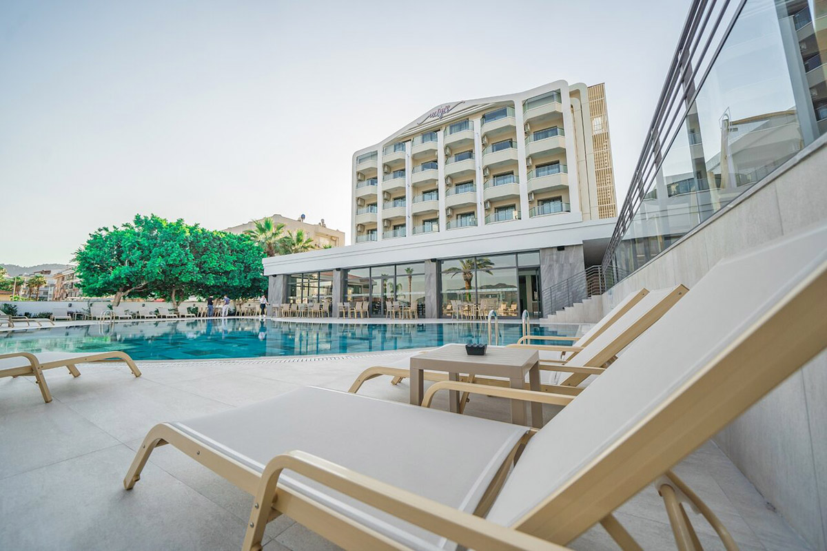 cheap resort hotels to Spend holiday with family