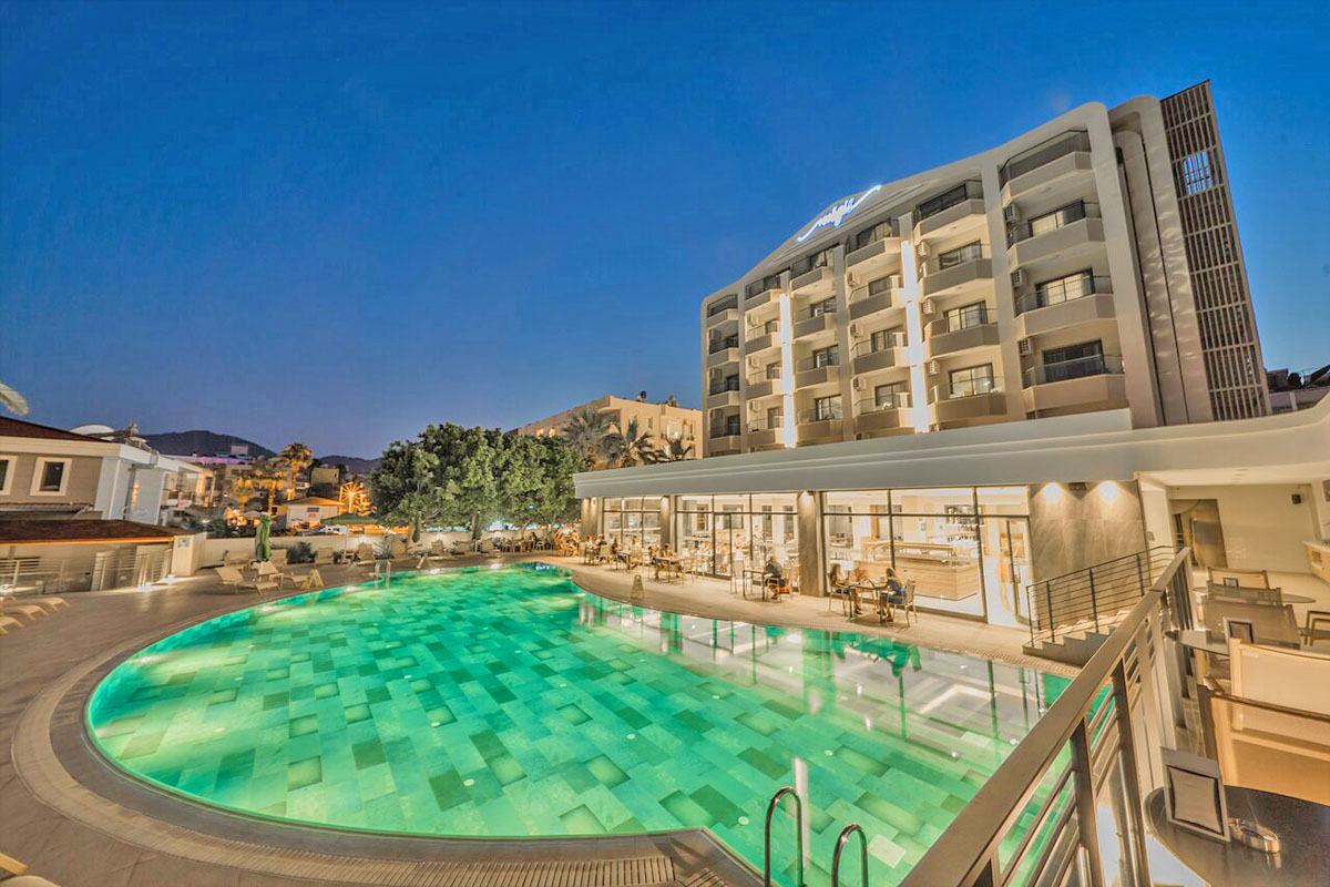 cheap resort hotels to Spend holiday with family