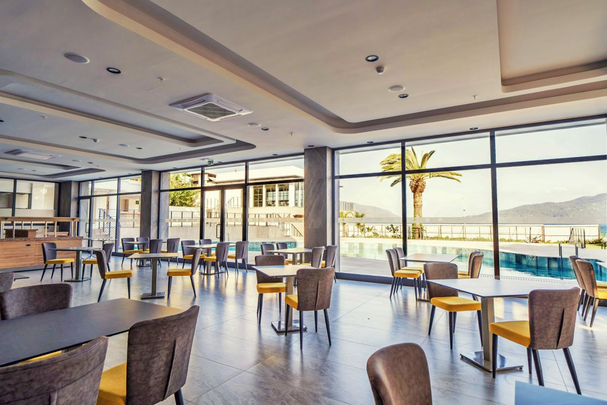 cheap resort hotels to Spend holiday with family