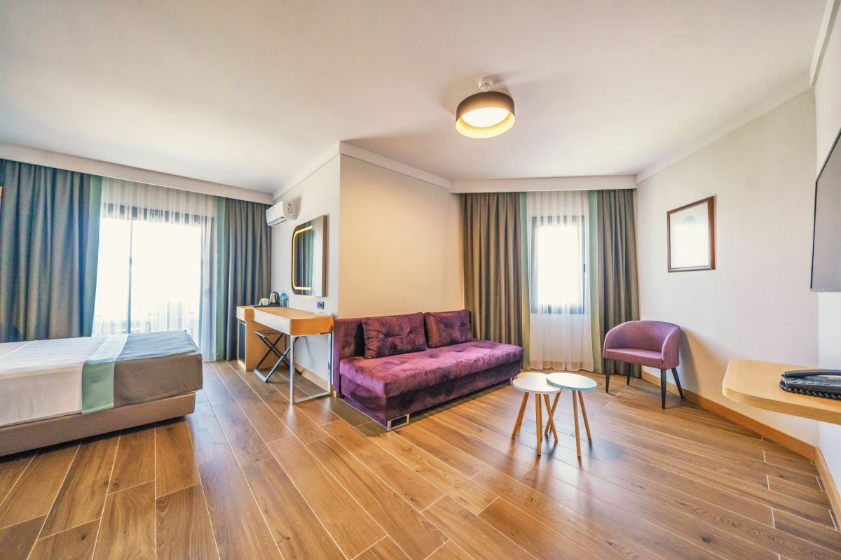 cheap resort hotels to Spend holiday with family