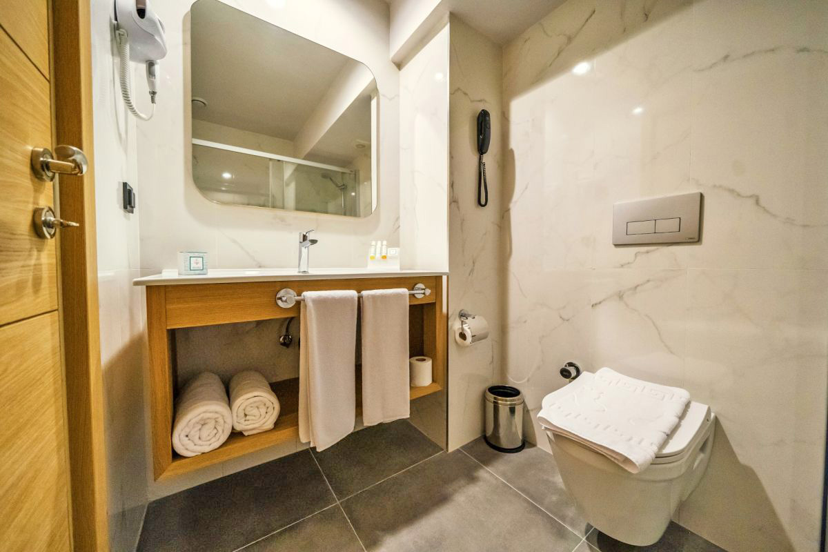 cheap resort hotels to Spend holiday with family