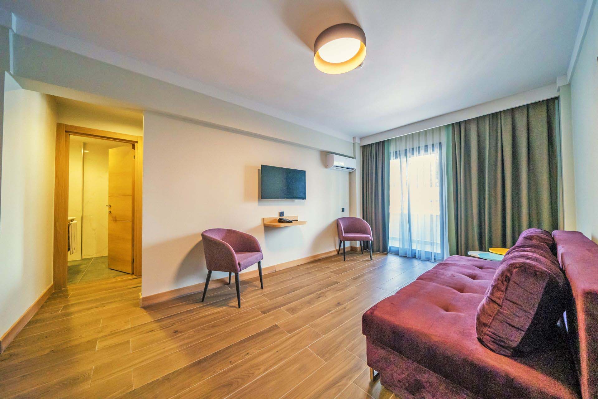 cheap resort hotels to Spend holiday with family