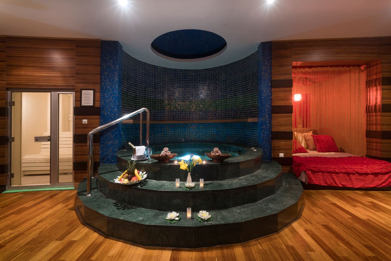 cheap resort hotels in Turkey to Spend holiday with family