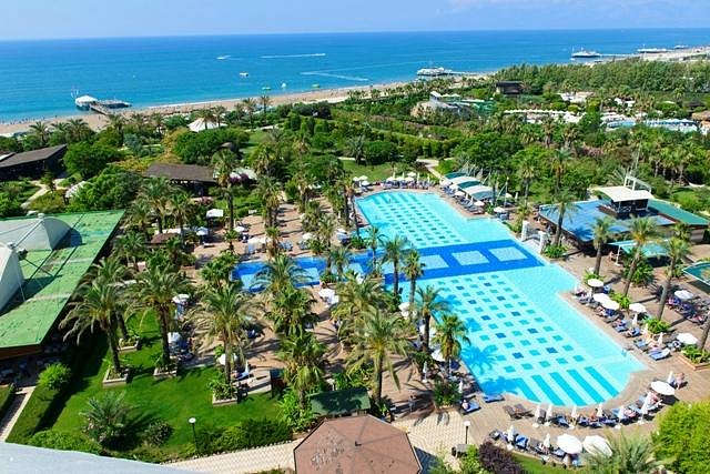 cheap resort hotels in Turkey to Spend holiday with family