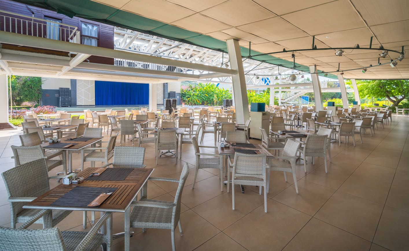 cheap resort hotels in Turkey to Spend holiday with family