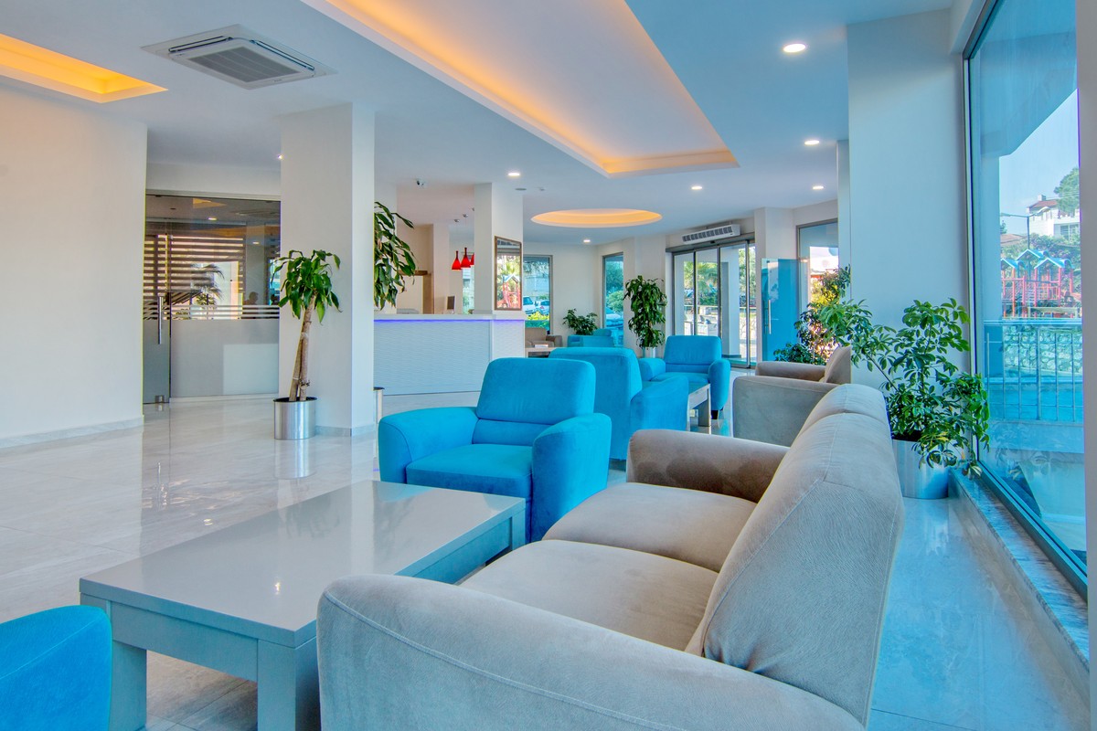 cheap resort hotels to Spend holiday with family