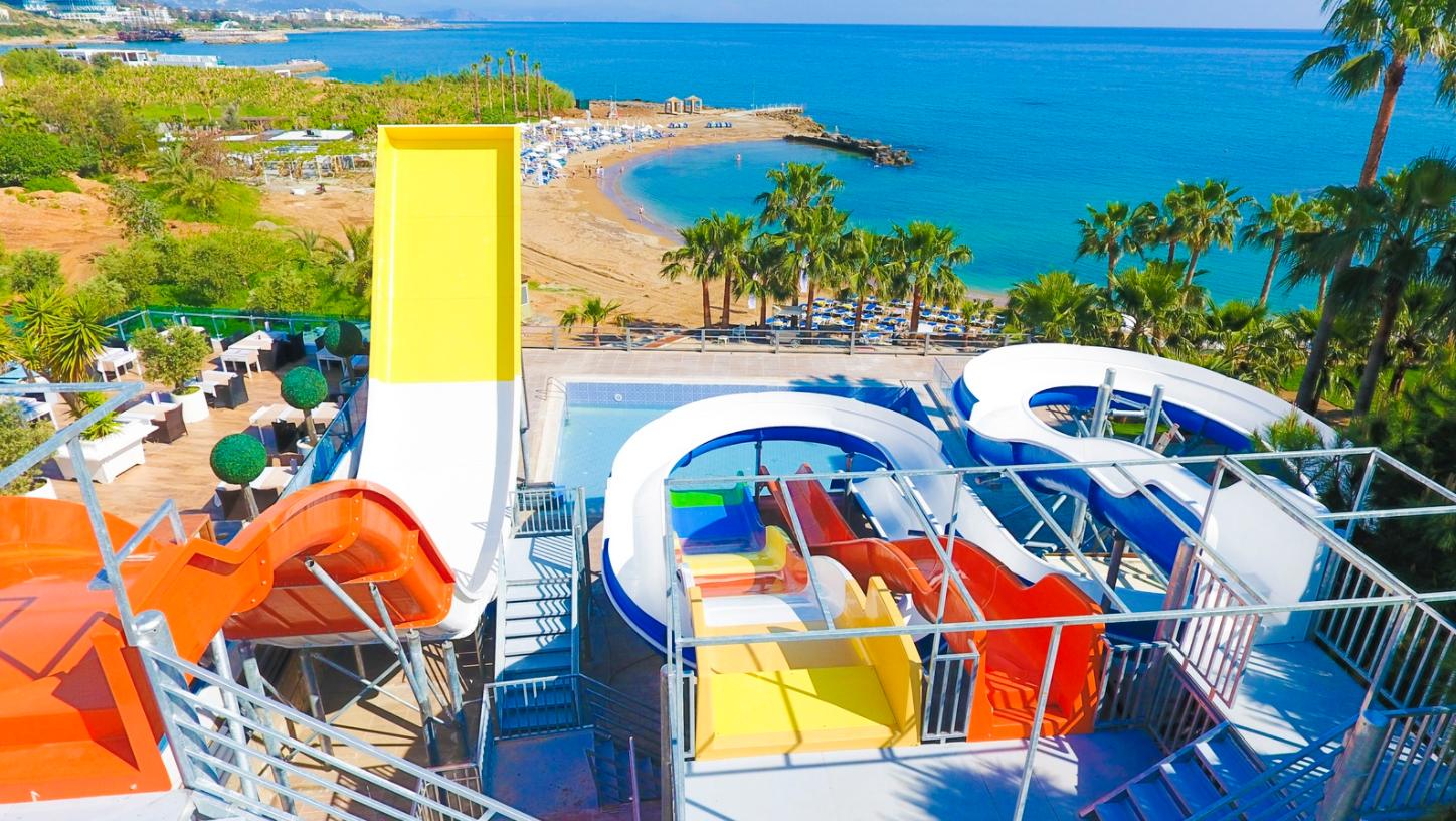 cheap resort hotels to Spend holiday with family