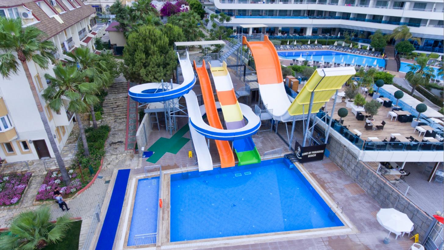 cheap resort hotels to Spend holiday with family