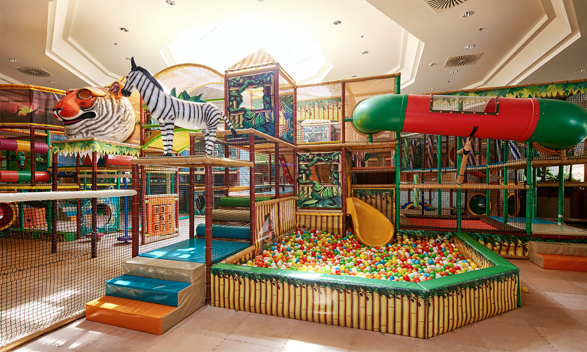 cheap resort hotels in Turkey to Spend holiday with family