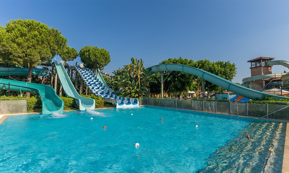 cheap resort hotels in Turkey to Spend holiday with family