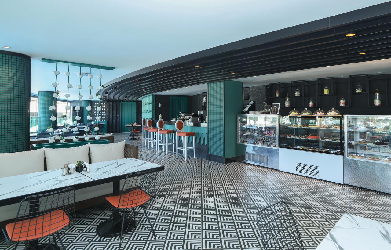 cheap resort hotels in Turkey to Spend holiday with family