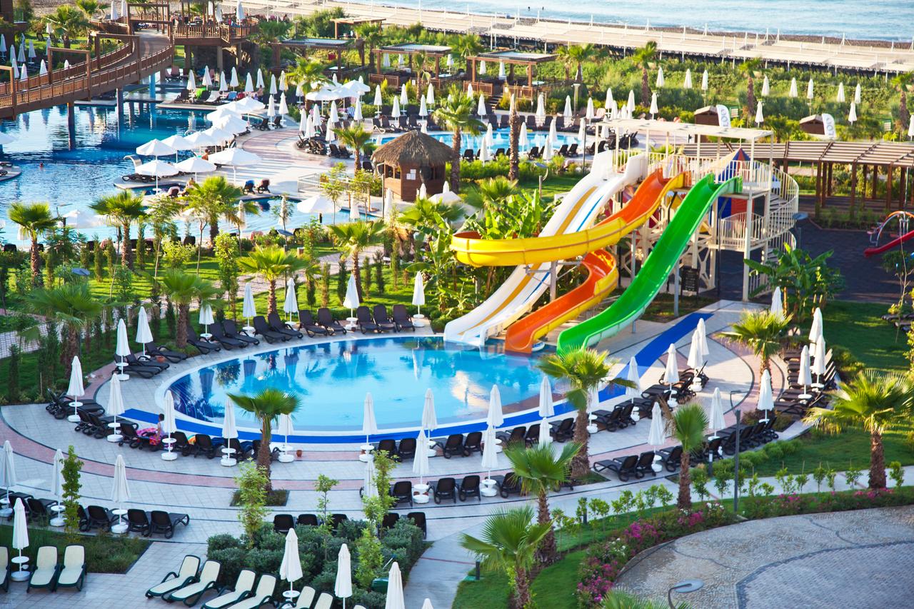 cheap resort hotels in Turkey to Spend holiday with family