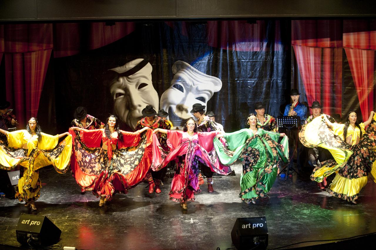 cheap resort hotels to Spend holiday with family