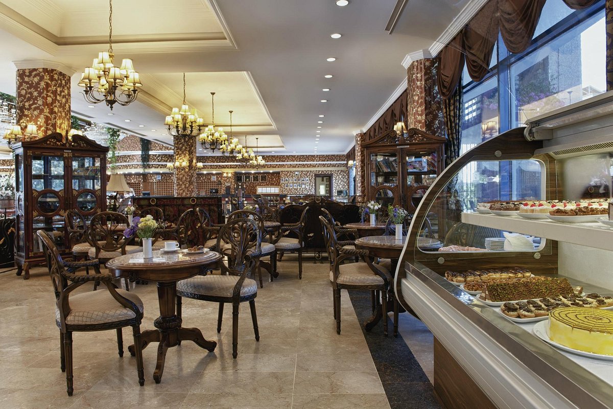 cheap resort hotels to Spend holiday with family