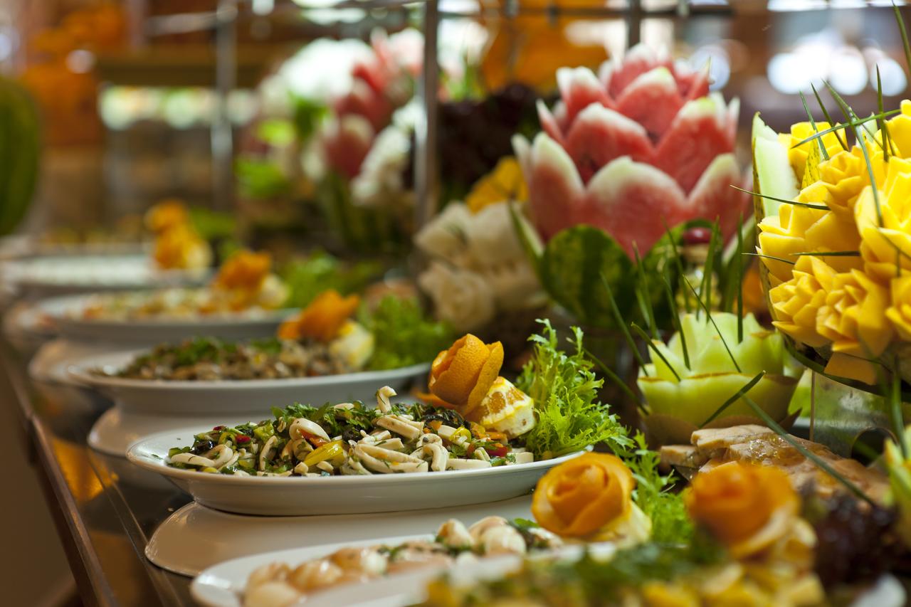 cheap resort hotels to Spend holiday with family