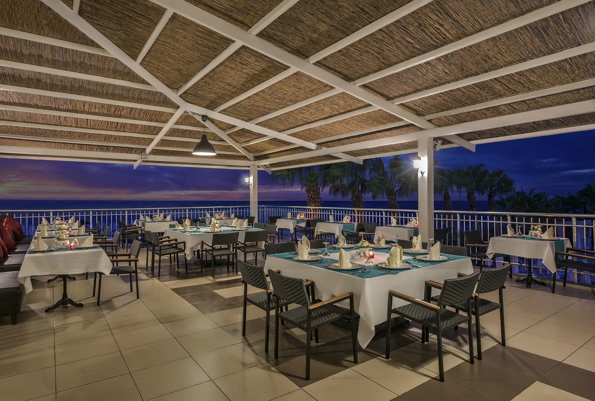 cheap resort hotels to Spend holiday with family