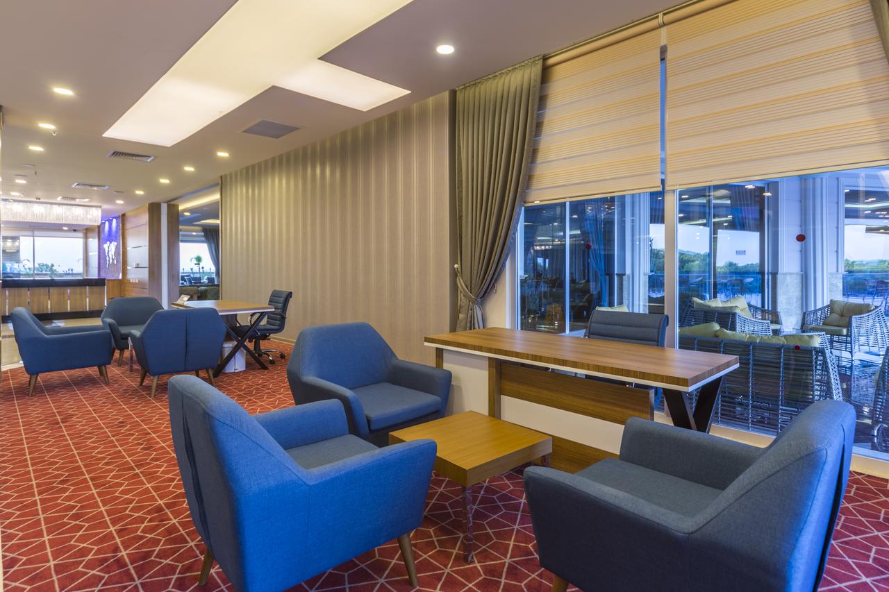 cheap resort hotels to Spend holiday with family