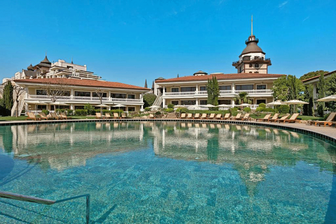 cheap resort hotels in Turkey to Spend holiday with family