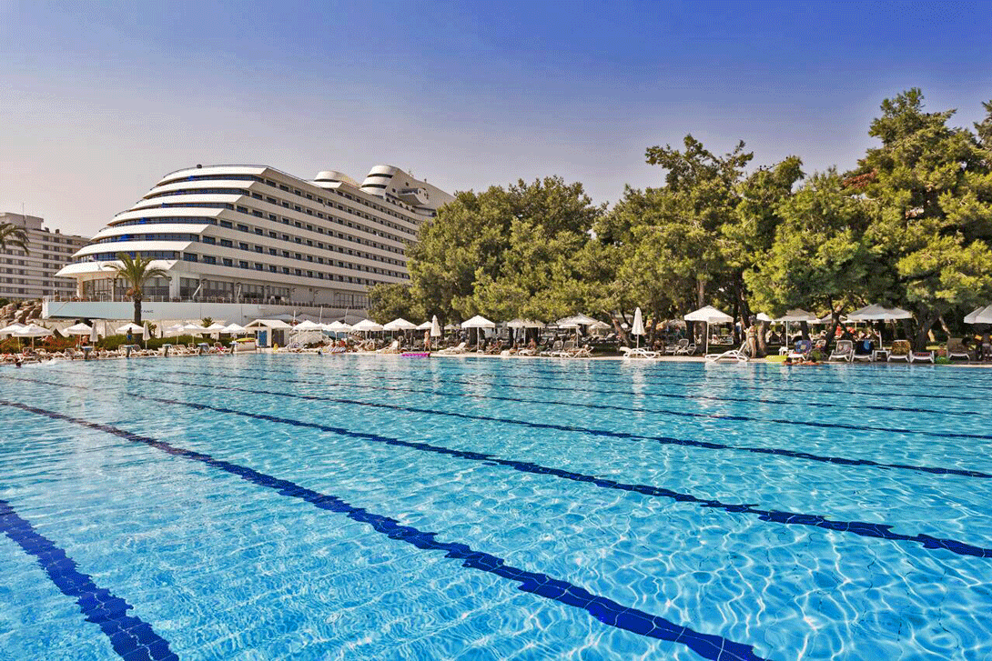 10 titanic deluxe lara swimming pool antalya