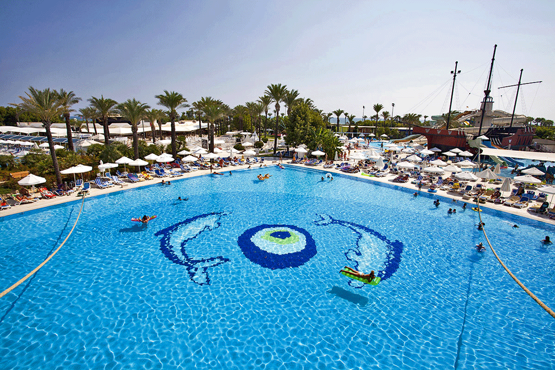 cheap resort hotels in Turkey to Spend holiday with family