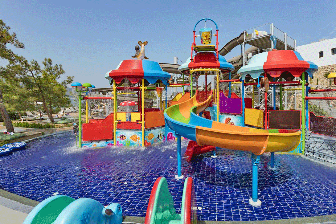 cheap resort hotels to Spend holiday with family