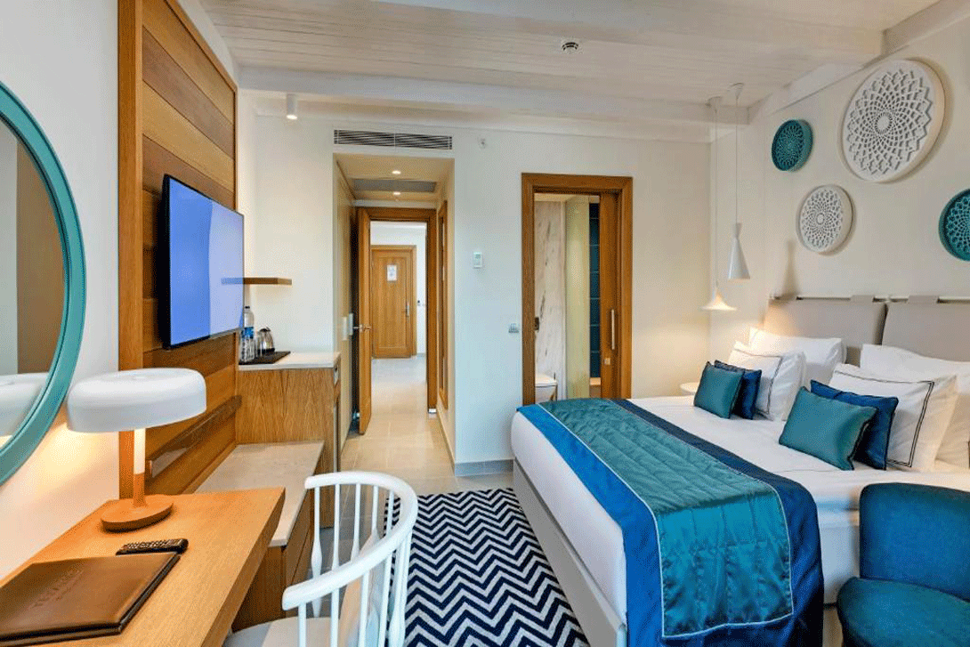 cheap resort hotels to Spend holiday with family