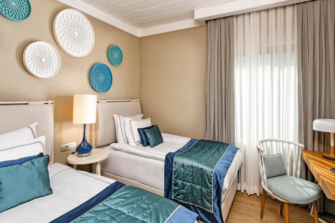 cheap resort hotels to Spend holiday with family