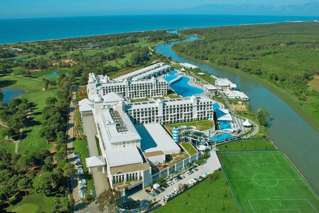 cheap resort hotels in Turkey to Spend holiday with family