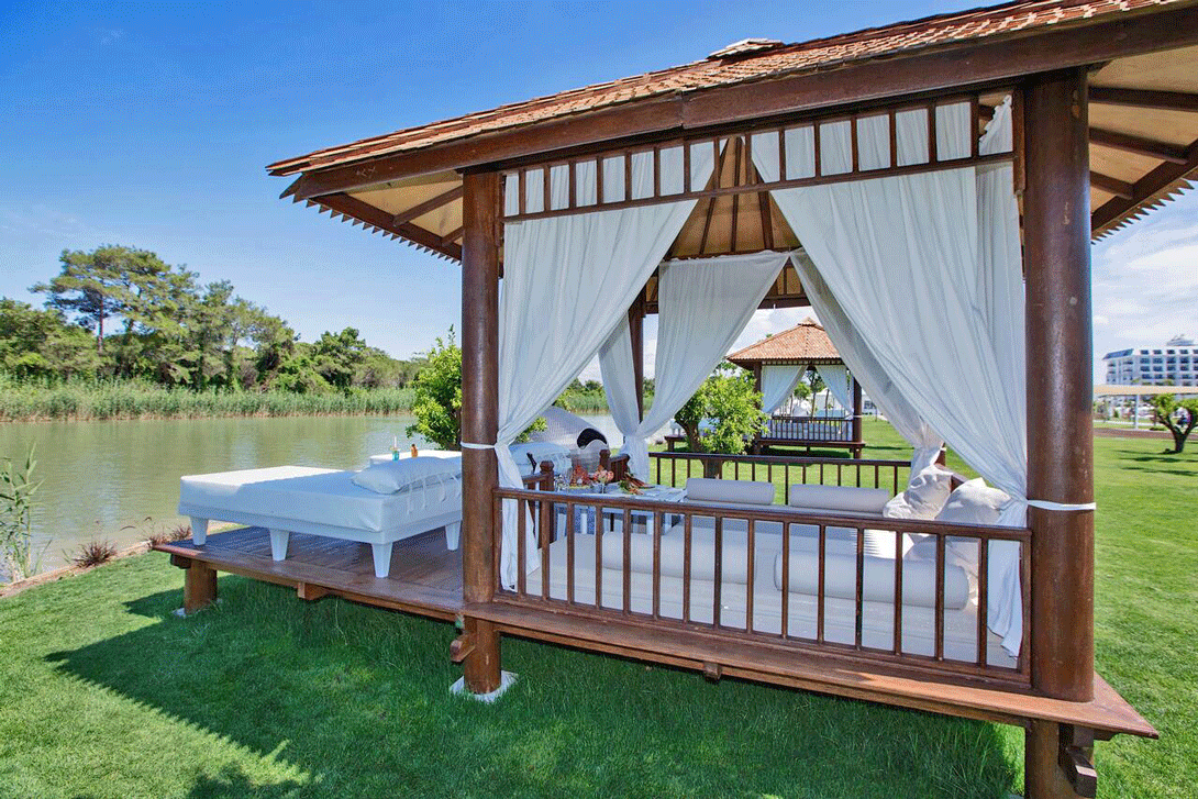 cheap resort hotels in Turkey to Spend holiday with family