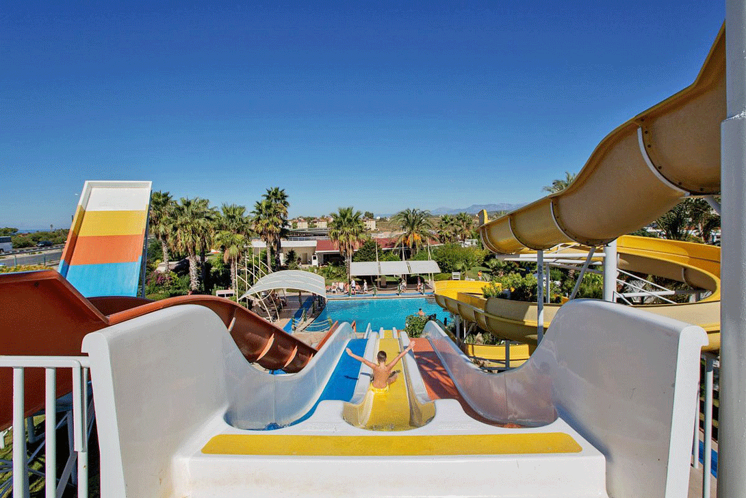 cheap resort hotels to Spend holiday with family