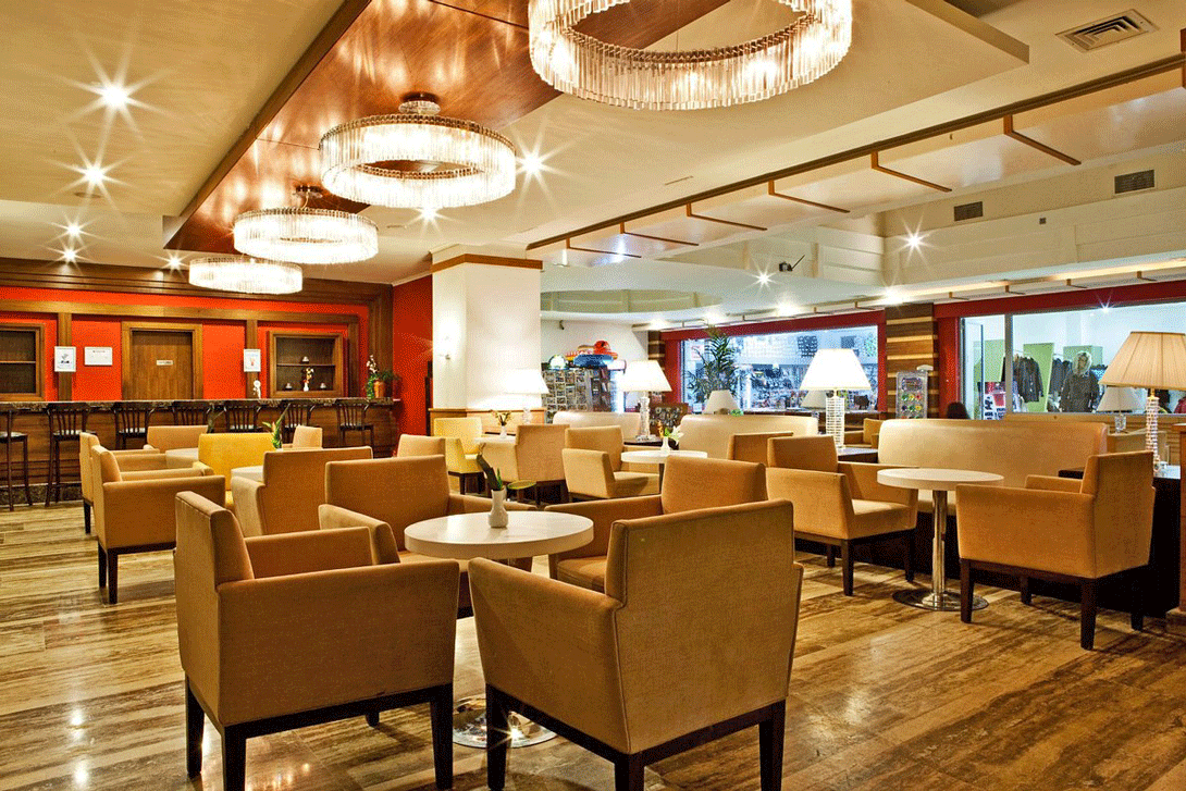 cheap resort hotels to Spend holiday with family