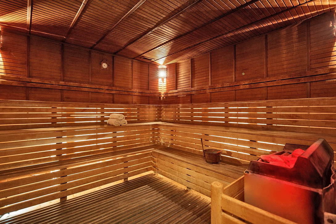 cheap resort hotels to Spend holiday with family