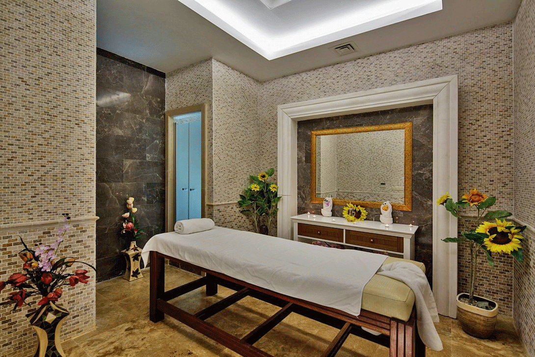 cheap resort hotels to Spend holiday with family