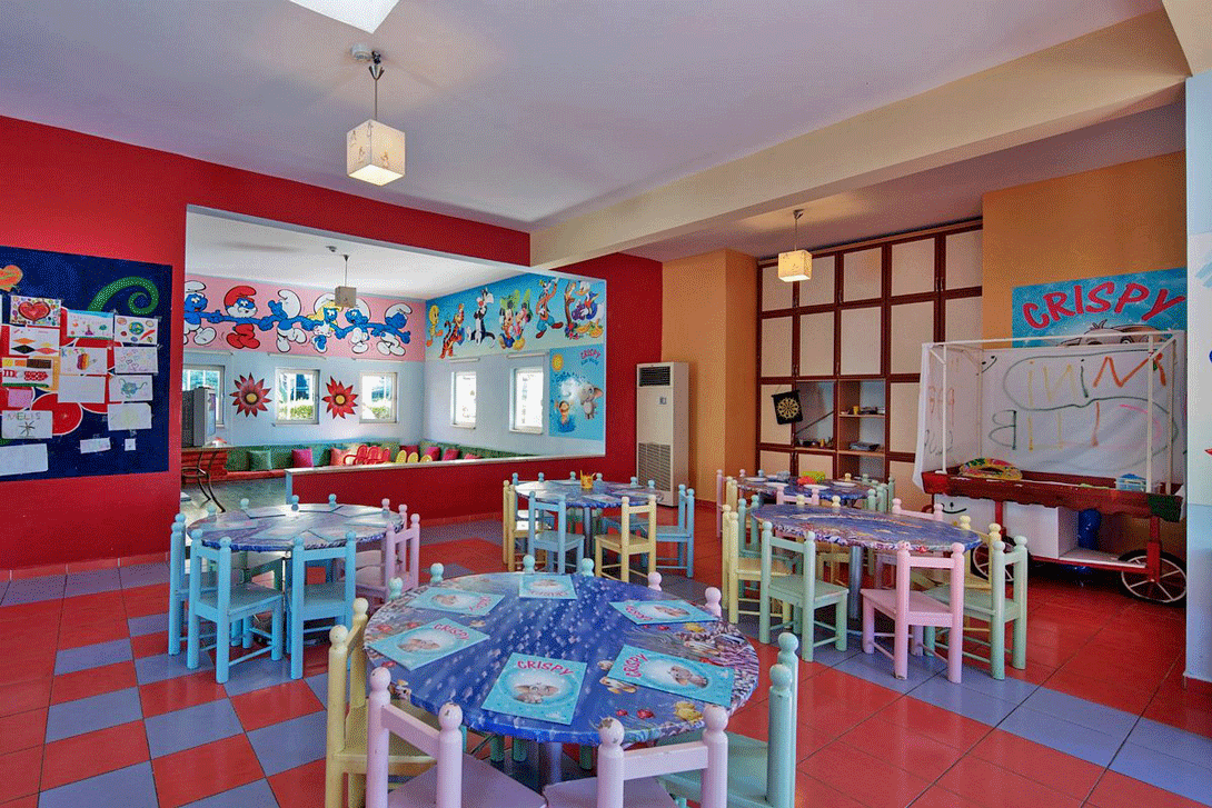 cheap resort hotels to Spend holiday with family