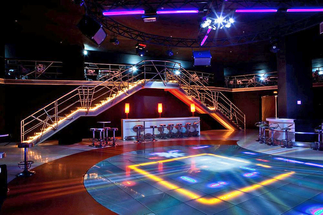 cheap resort hotels to Spend holiday with family