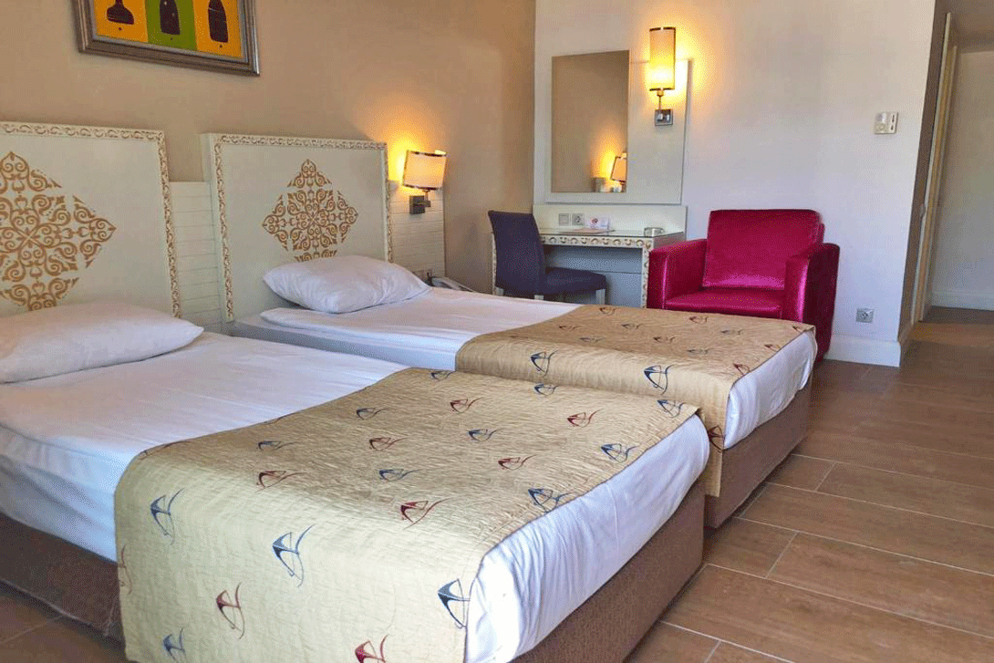 cheap resort hotels to Spend holiday with family